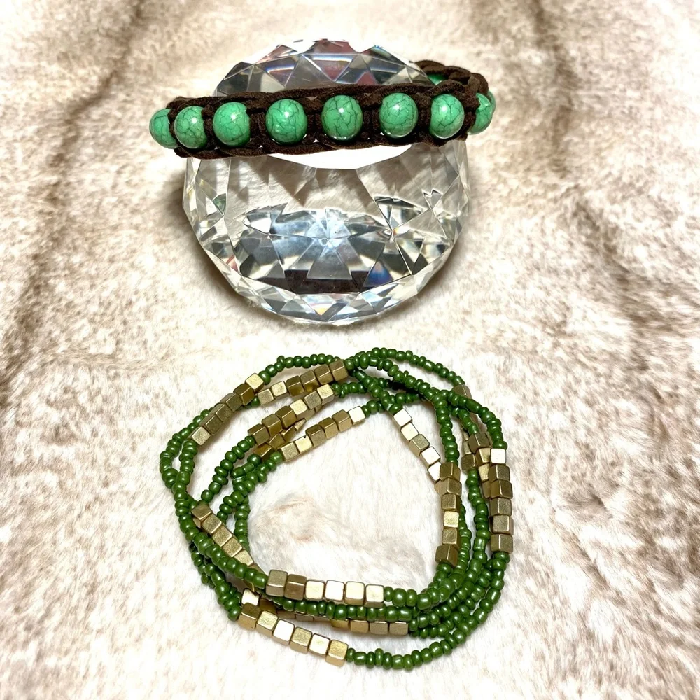 Set of 5 Strands Olive glass bead bracelets adjustable leather and bead bracelet